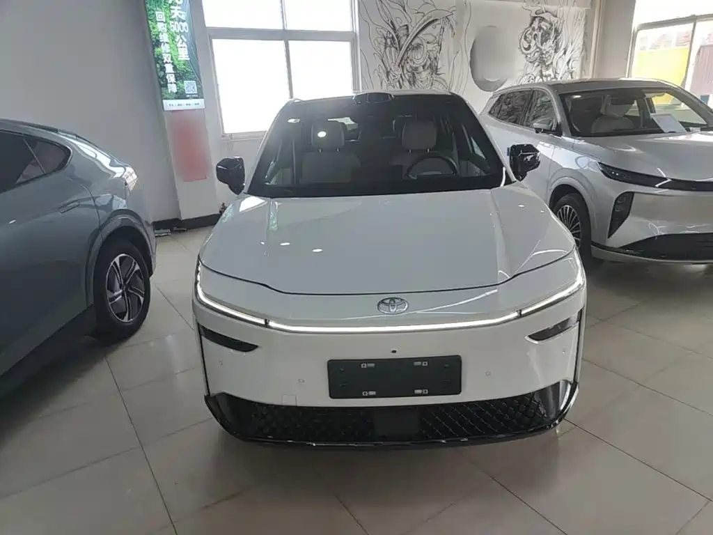 Toyota bZ3X — миниатюра 3