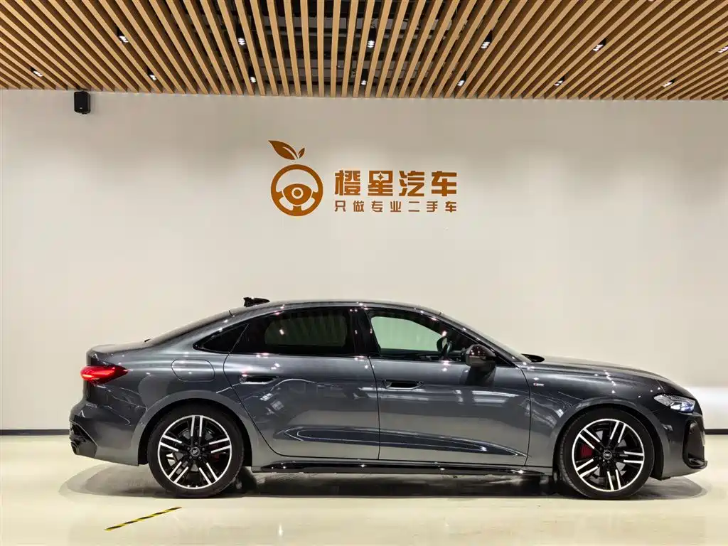 Audi A5L — миниатюра 3