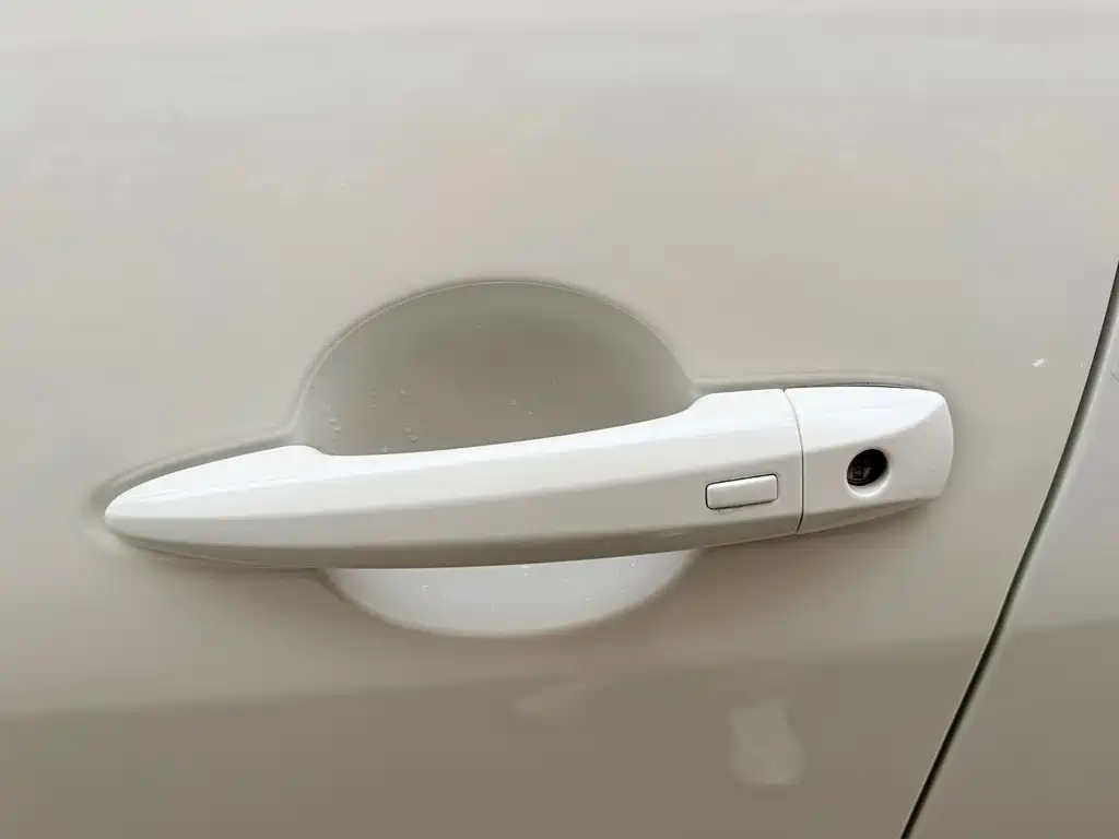 Nissan Sylphy — миниатюра 15