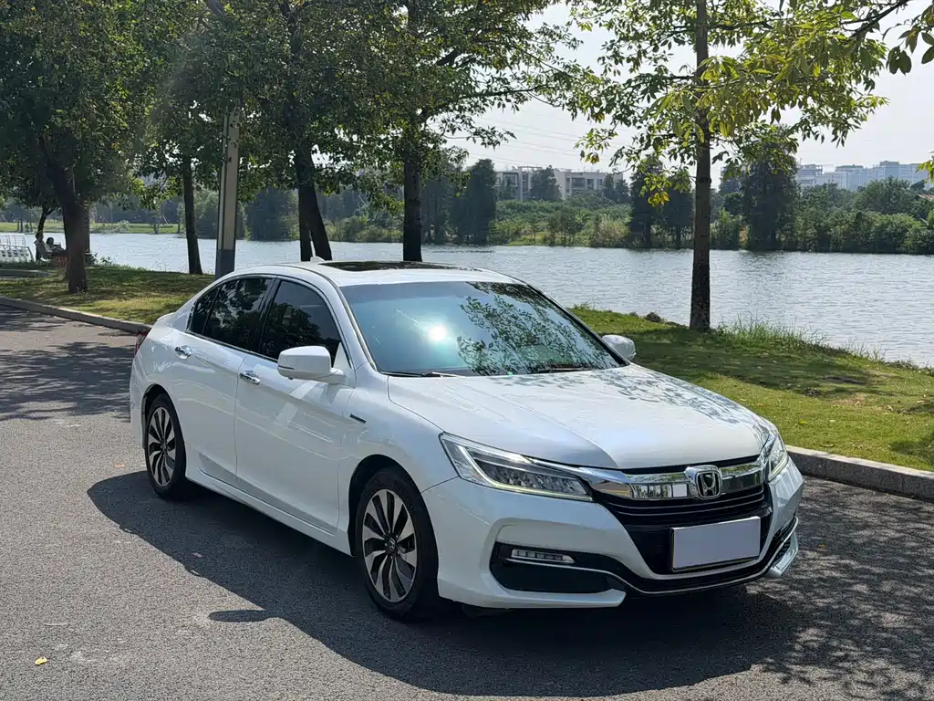 Honda Accord — миниатюра 3