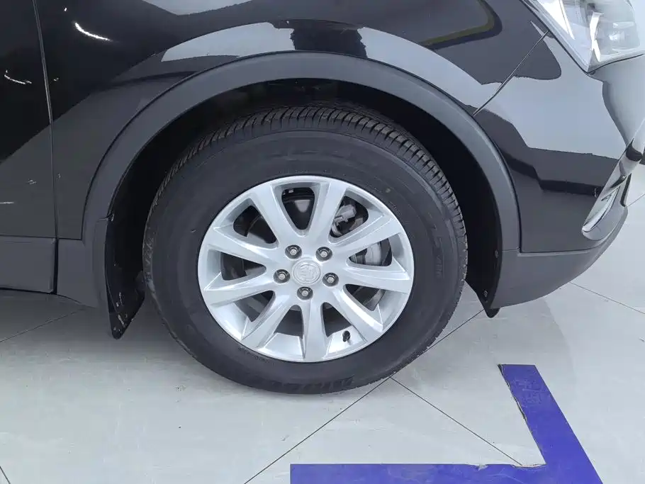 Buick Envision Plus — миниатюра 6