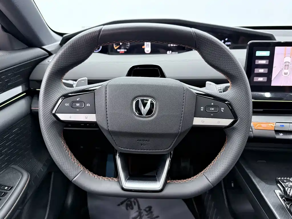 Changan UNI-V — миниатюра 5