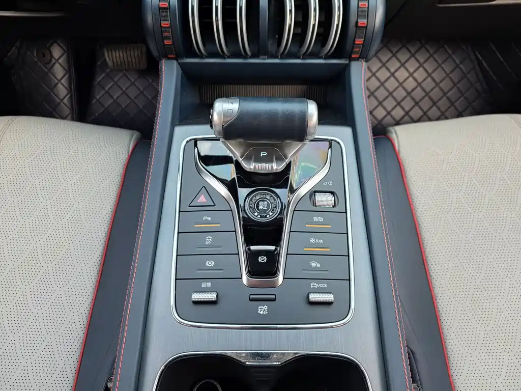 BYD Yuan Plus — миниатюра 17