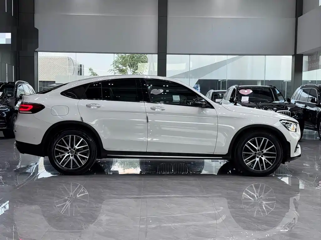 Mercedes-Benz GLC Coupe — миниатюра 10