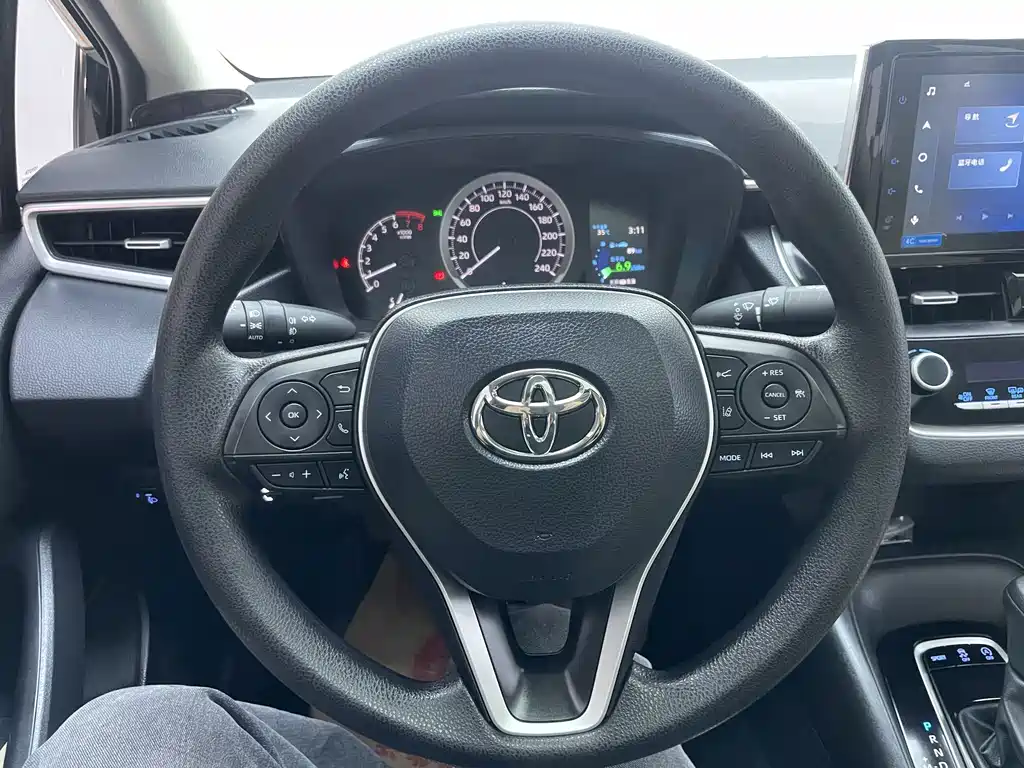 Toyota Corolla — миниатюра 10