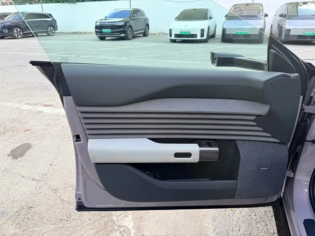 Ауди Ауди. Audi E5 Sportback — миниатюра 7