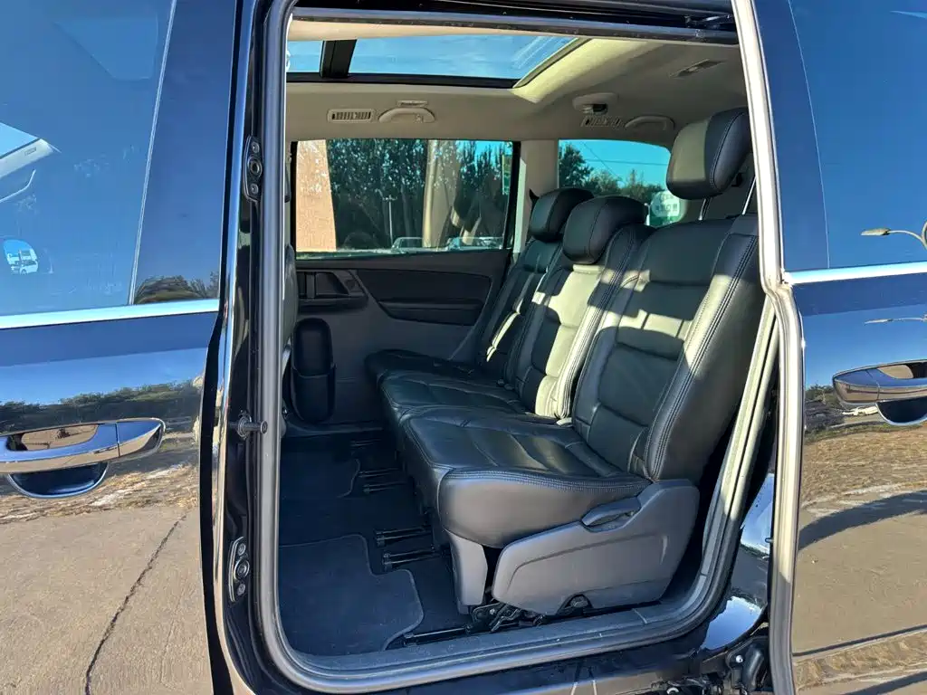 Volkswagen Sharan — миниатюра 14