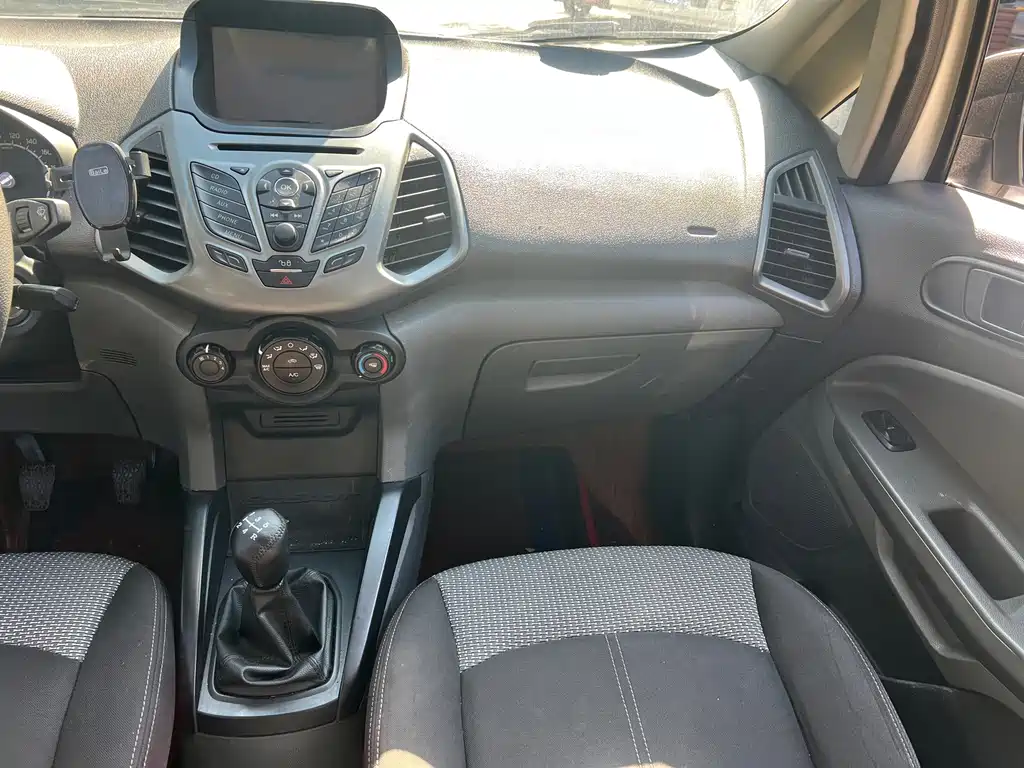 Ford Ecosport — миниатюра 9
