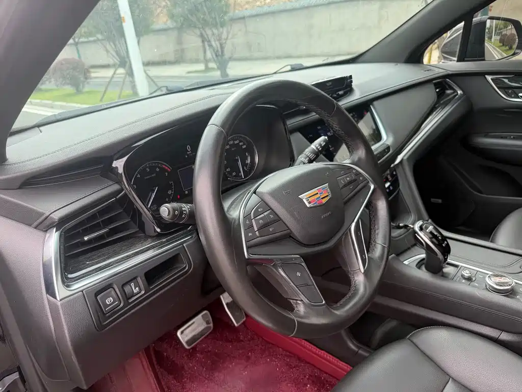 Cadillac XT5 — миниатюра 7