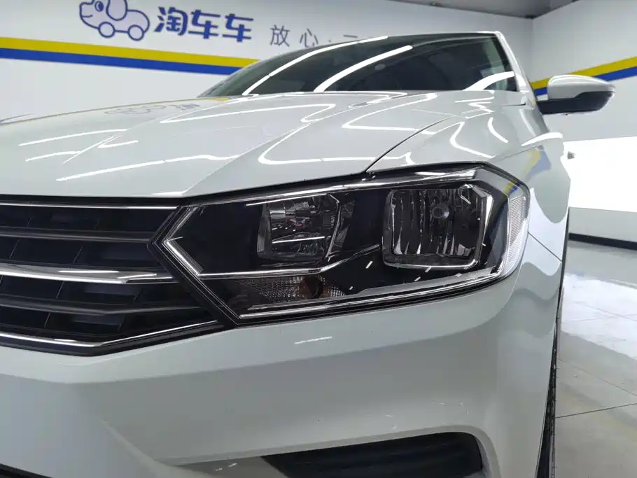 Volkswagen Bora 2019 1.5L MT Fashion VI