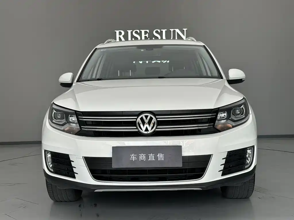 Volkswagen Tiguan 2015 1.8TSI AT Luxury