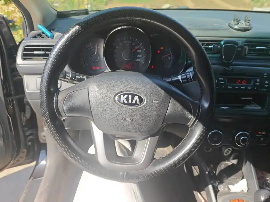 Kia K2 — миниатюра 15