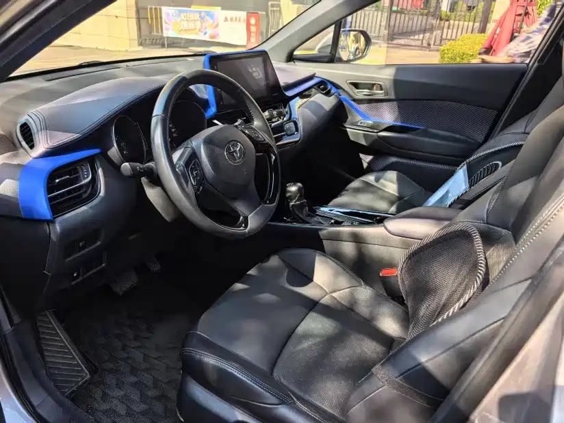 Toyota IZOA — миниатюра 8