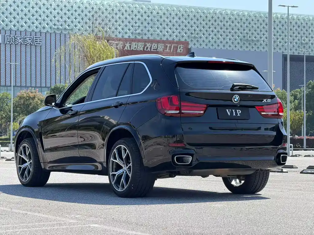 BMW X5 (Import) — миниатюра 9