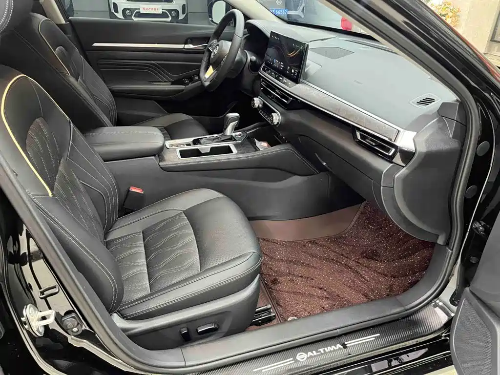 Nissan Teana — миниатюра 16