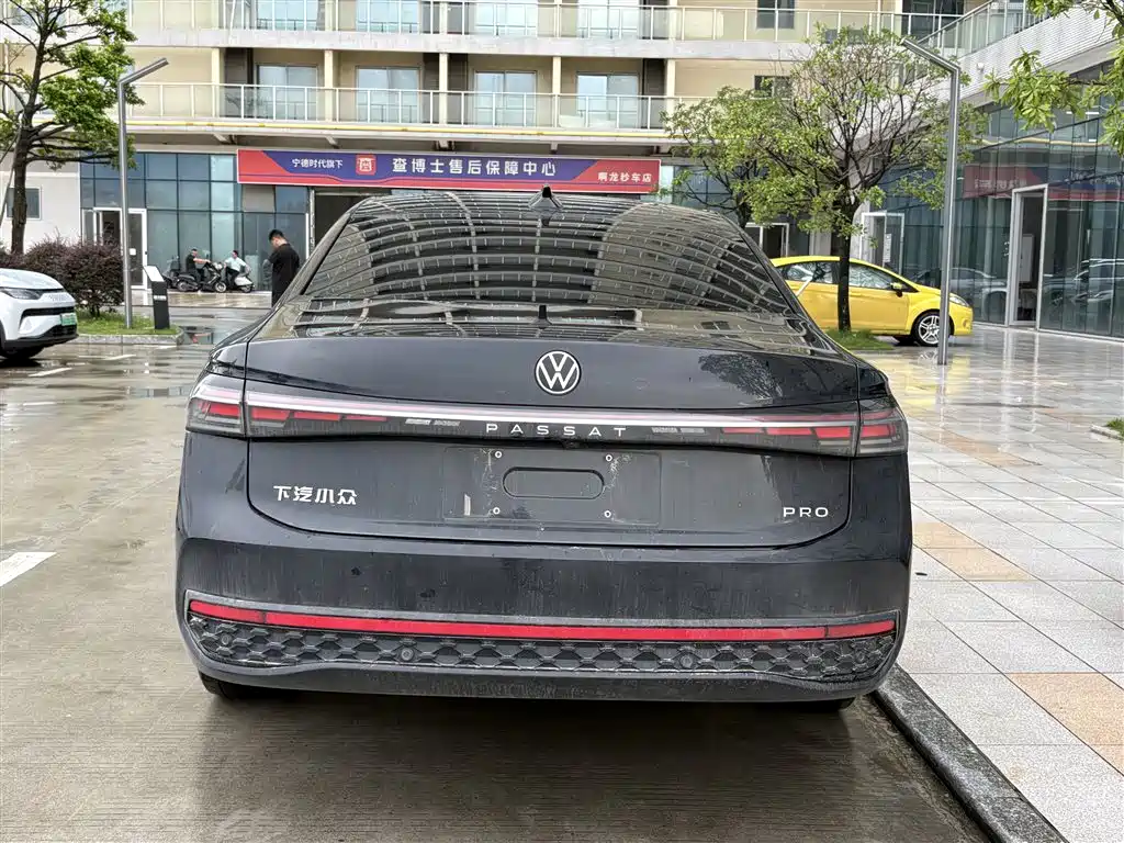 Volkswagen Passat 2025 Pro 380TSI
