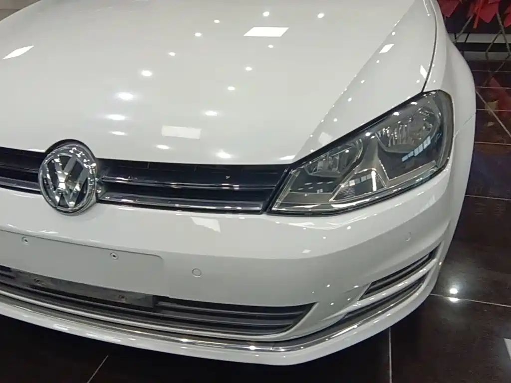 Volkswagen Golf — миниатюра 24