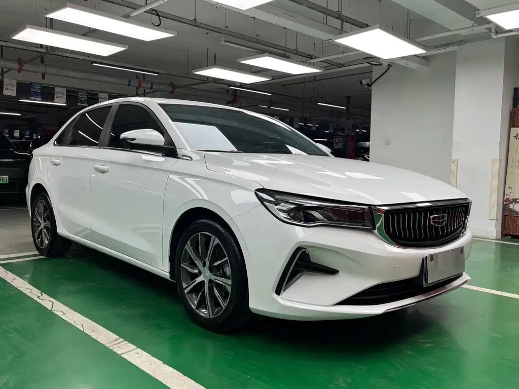 Geely Emgrand — миниатюра 3