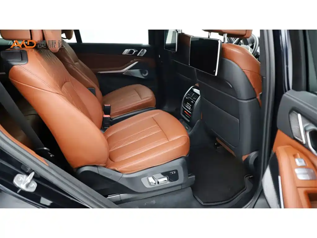 BMW X7 — миниатюра 8