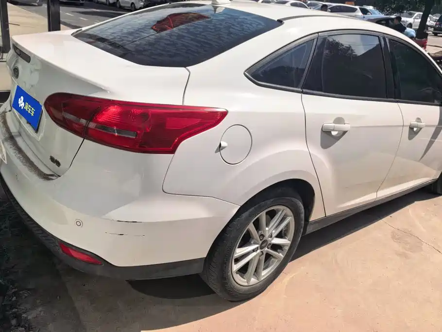 Ford Focus — миниатюра 3