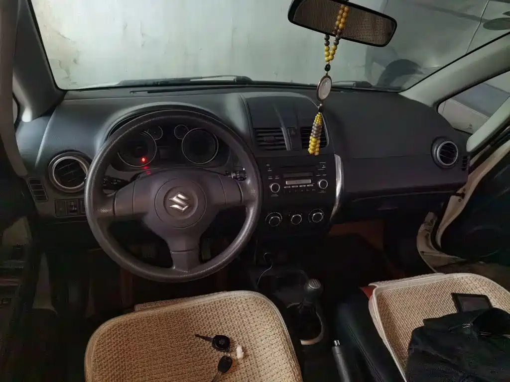 Suzuki SX4 — миниатюра 13