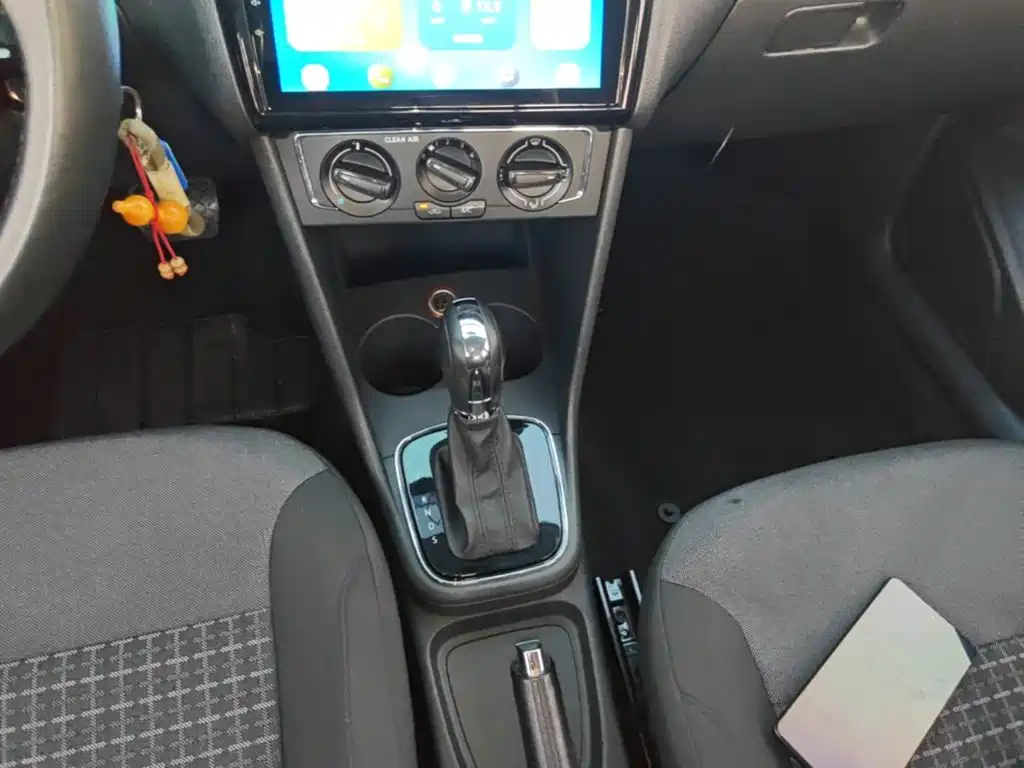Volkswagen Polo — миниатюра 14