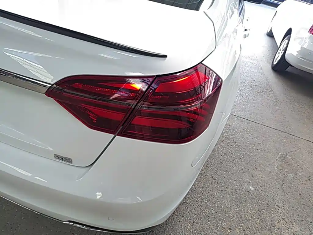 Geely Emgrand — миниатюра 8