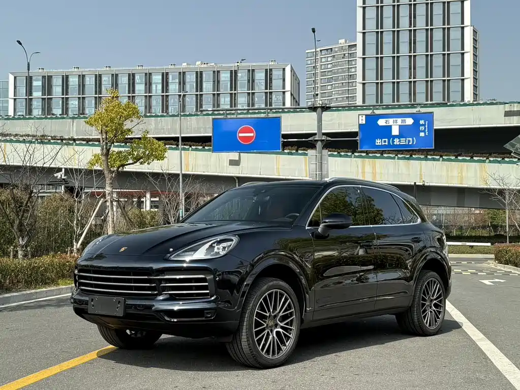 Купить Porsche Cayenne