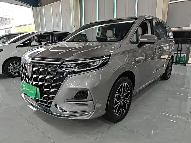 2025 Roewe iMAX8