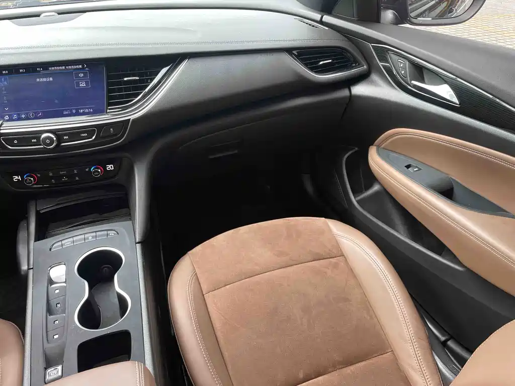 Buick Regal — миниатюра 15