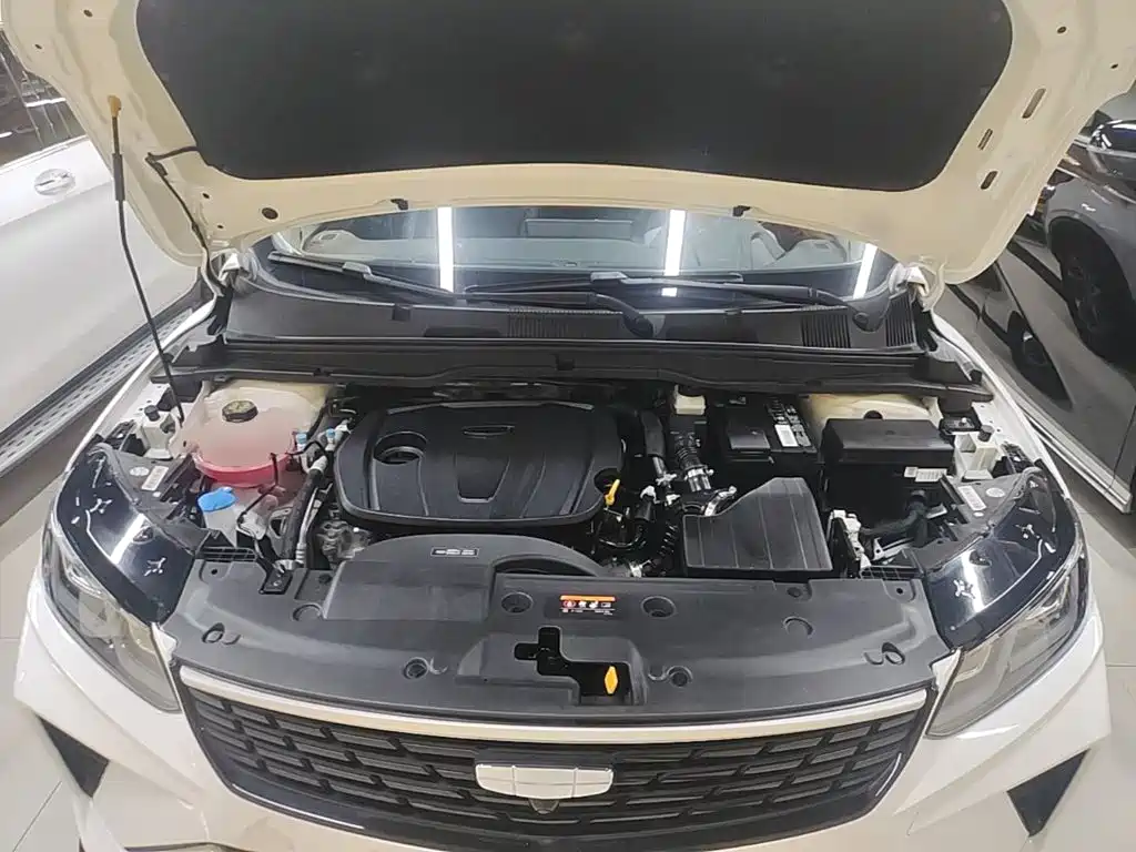 Geely Binyue — миниатюра 20