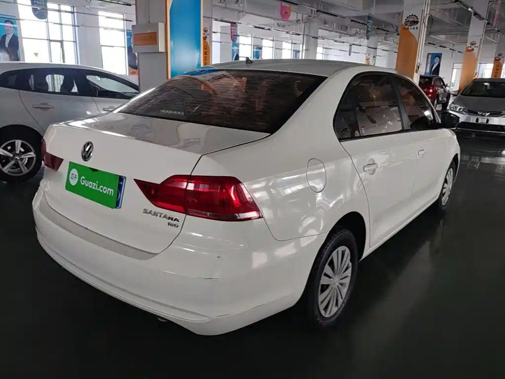 Volkswagen Santana — миниатюра 7