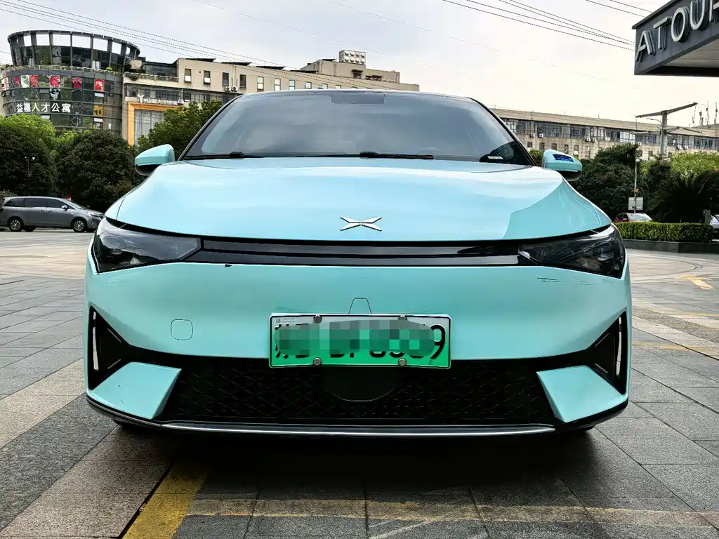 XPeng P5 — миниатюра 3