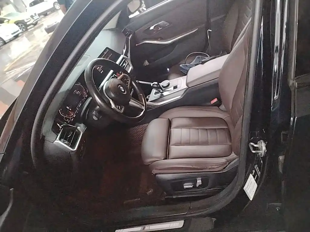 BMW 3 Series — миниатюра 16