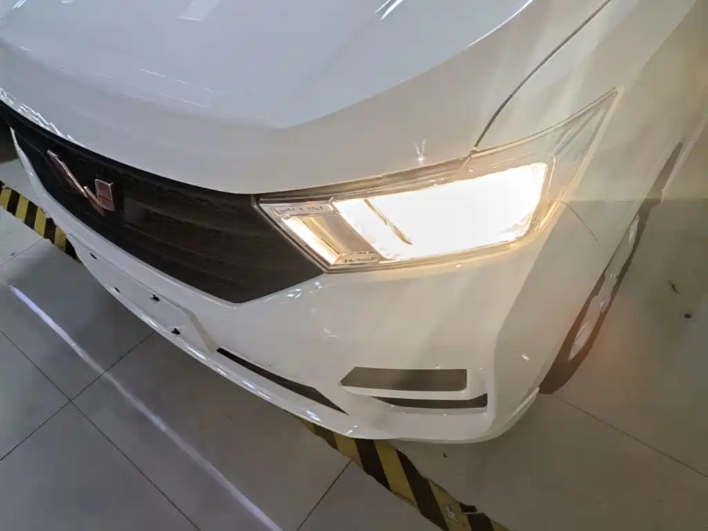 Wuling Hongguang — миниатюра 24