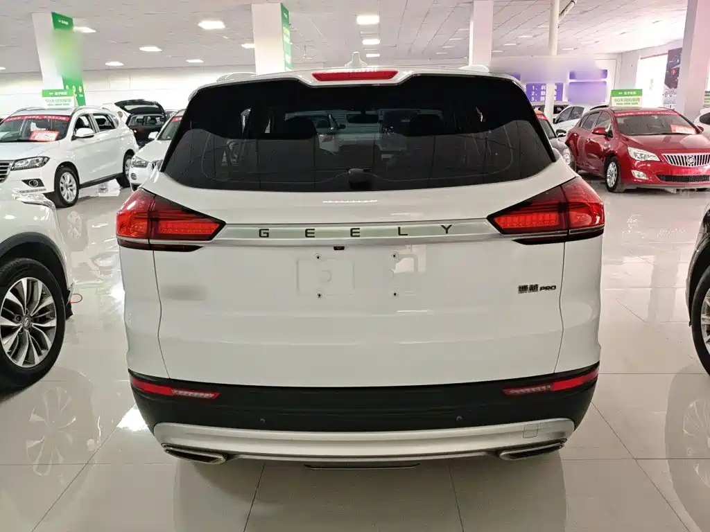Geely Boyue — миниатюра 6