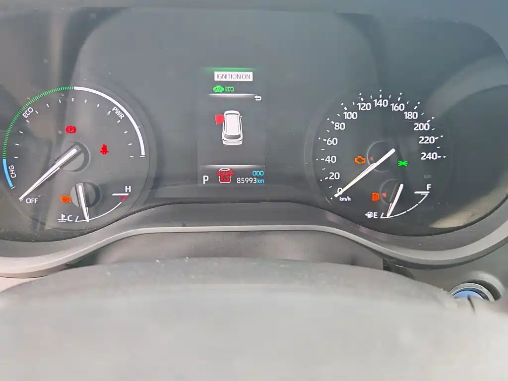Toyota Granvia 2023 2.5L Luxury PLUS