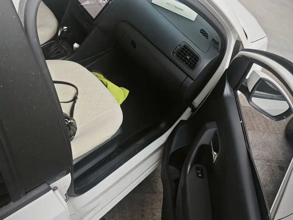 Volkswagen Polo — миниатюра 19