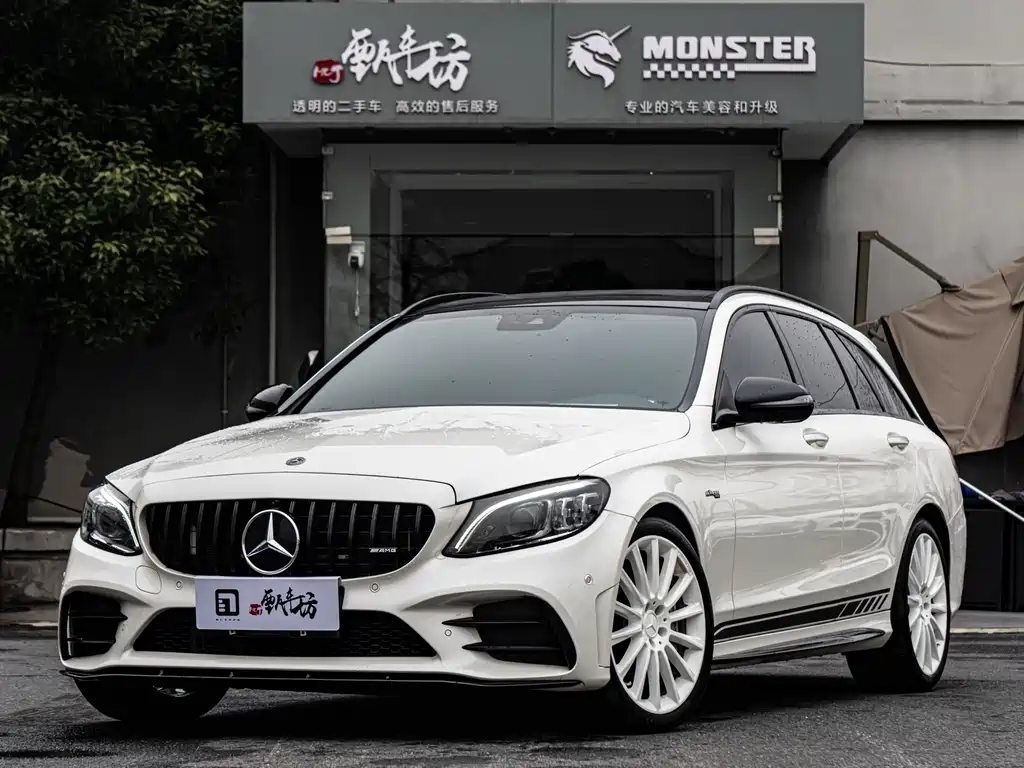 MERCEDES-BENZ C CLASS AMG