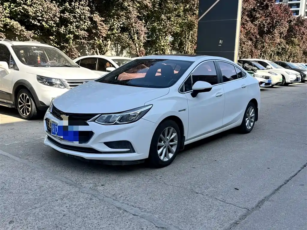Купить Chevrolet Cruze