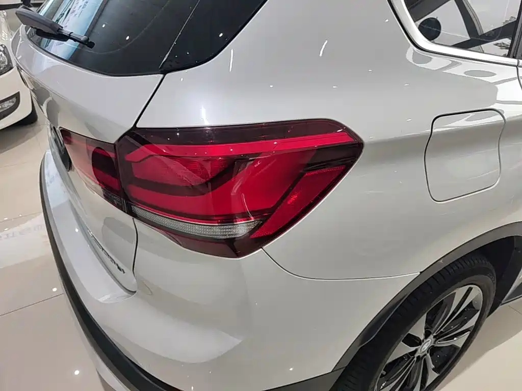BMW X1 — миниатюра 8