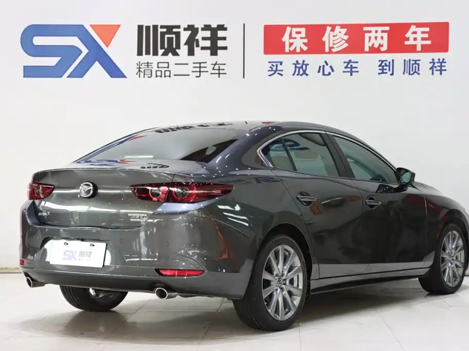 Mazda 3 Axela 2.0L Auto Quality Shine Edition, фото 5