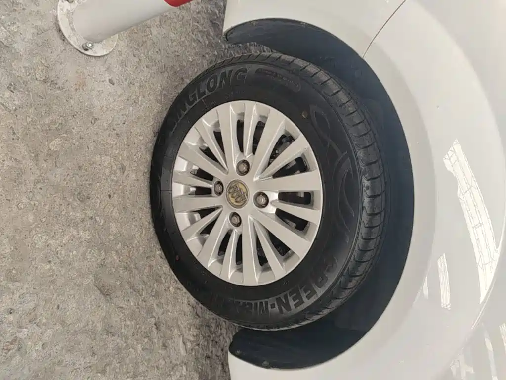 Buick Excelle — миниатюра 23