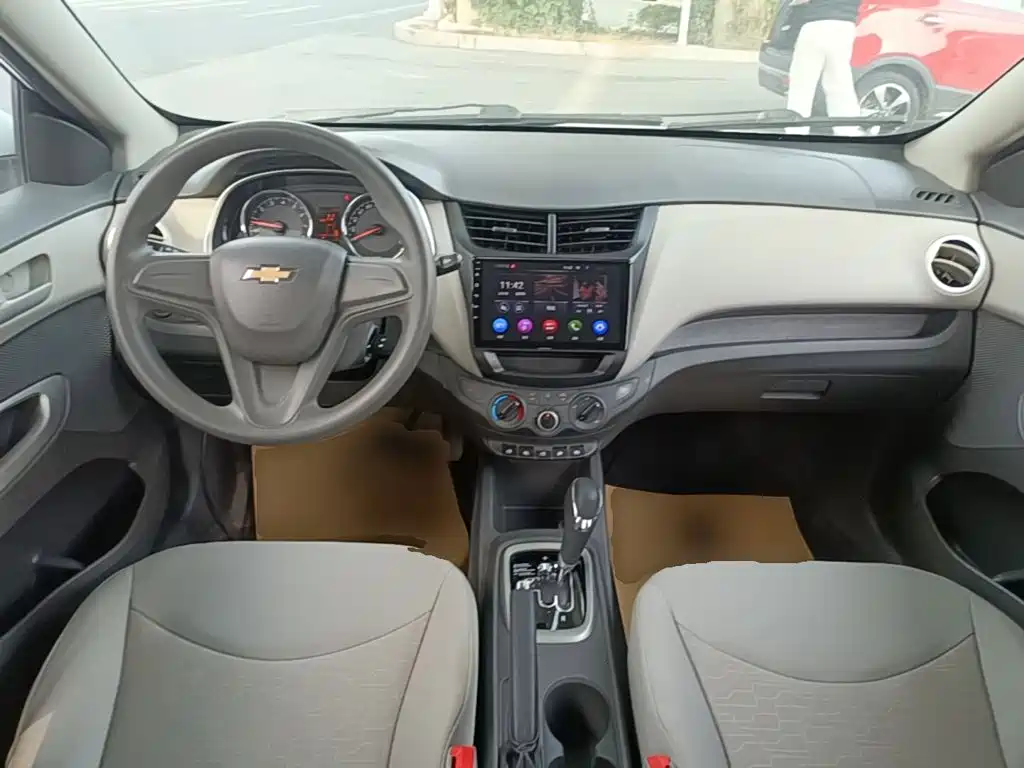 Chevrolet Sail — миниатюра 10