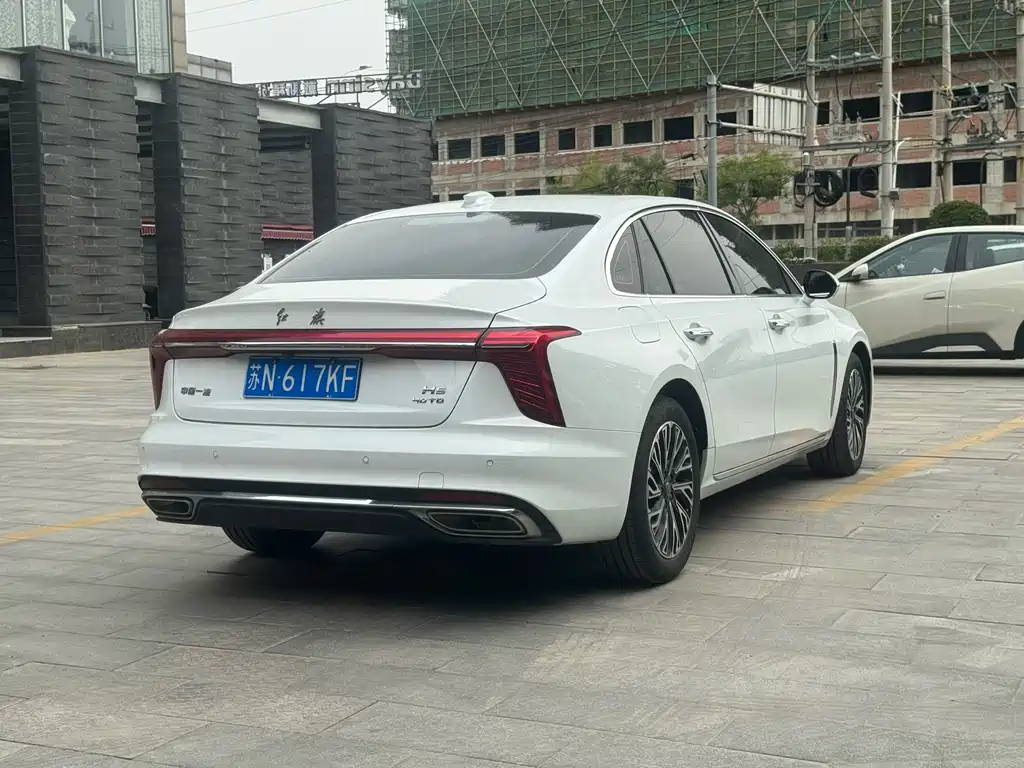 Hongqi Hongqi H5 — миниатюра 8
