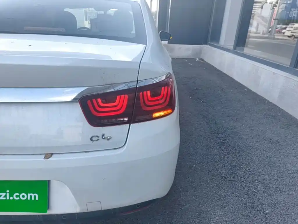 Citroen C4 — миниатюра 8
