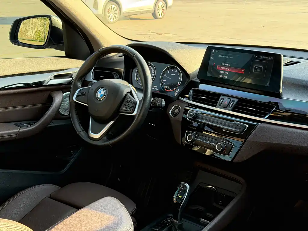 BMW X1 — миниатюра 11