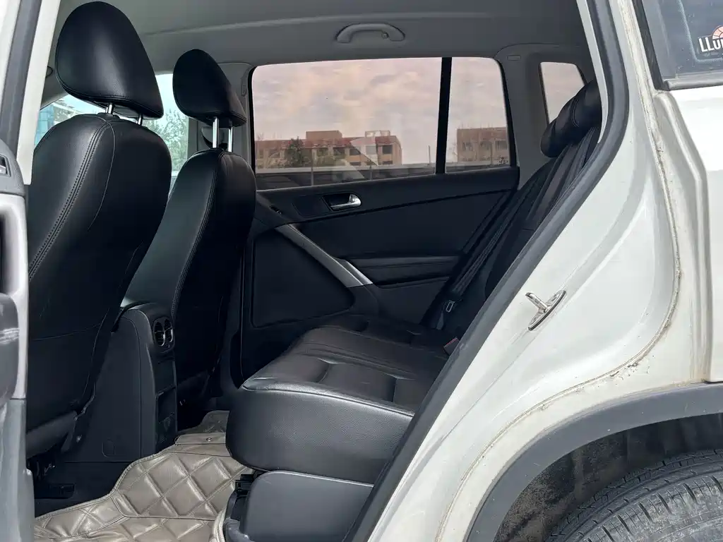 Volkswagen Tiguan — миниатюра 14
