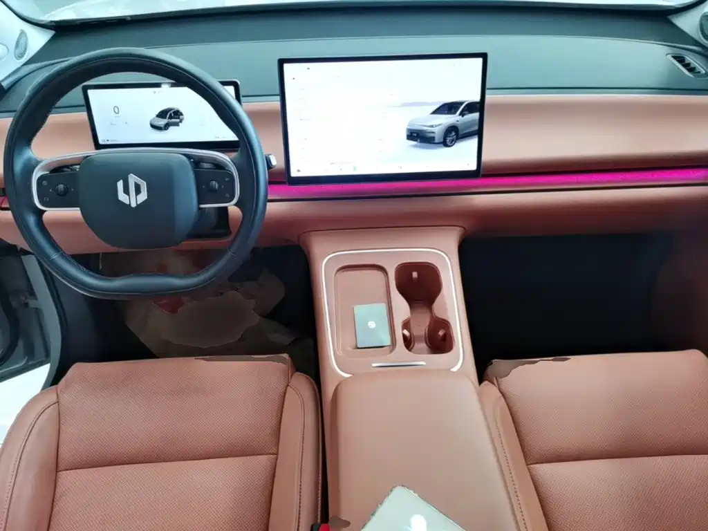 Leapmotor Leapmotor C10 — миниатюра 10
