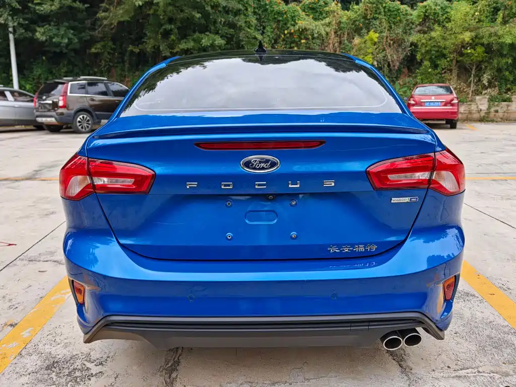 Ford Focus — миниатюра 6